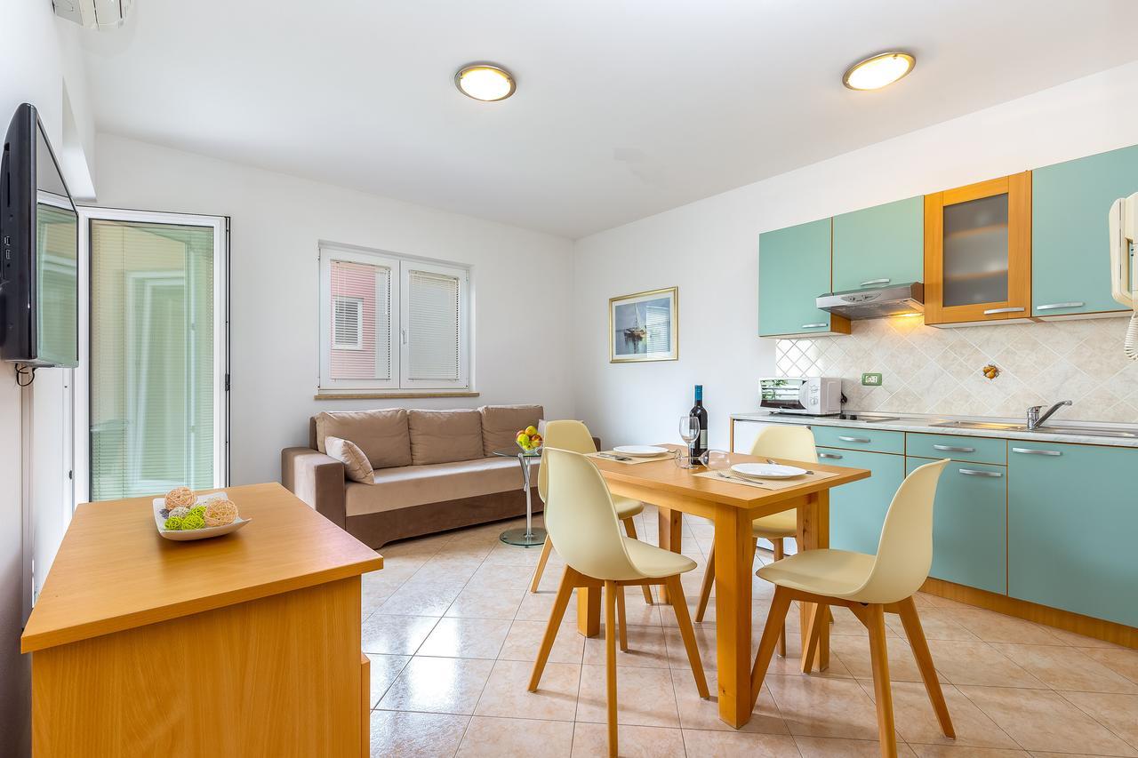 Apartments Nada Rovinj Exterior photo