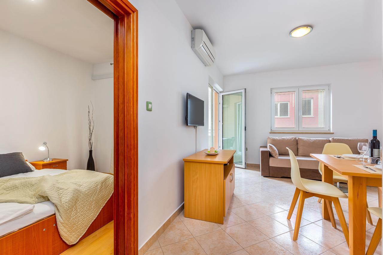 Apartments Nada Rovinj Exterior photo