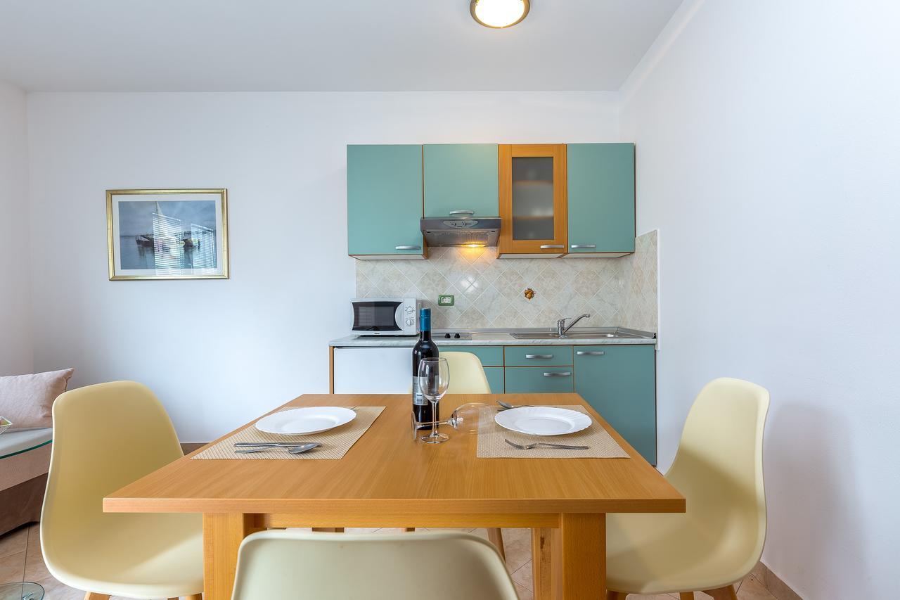 Apartments Nada Rovinj Exterior photo