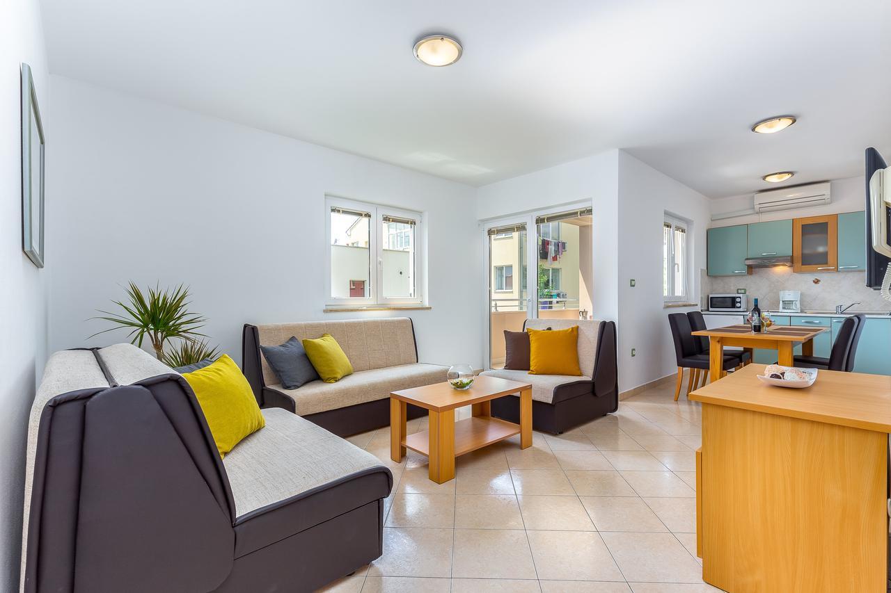 Apartments Nada Rovinj Exterior photo