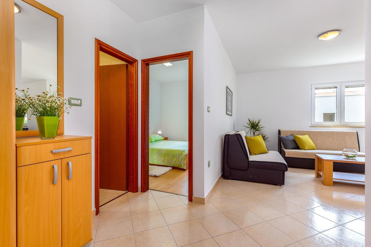 Apartments Nada Rovinj Exterior photo