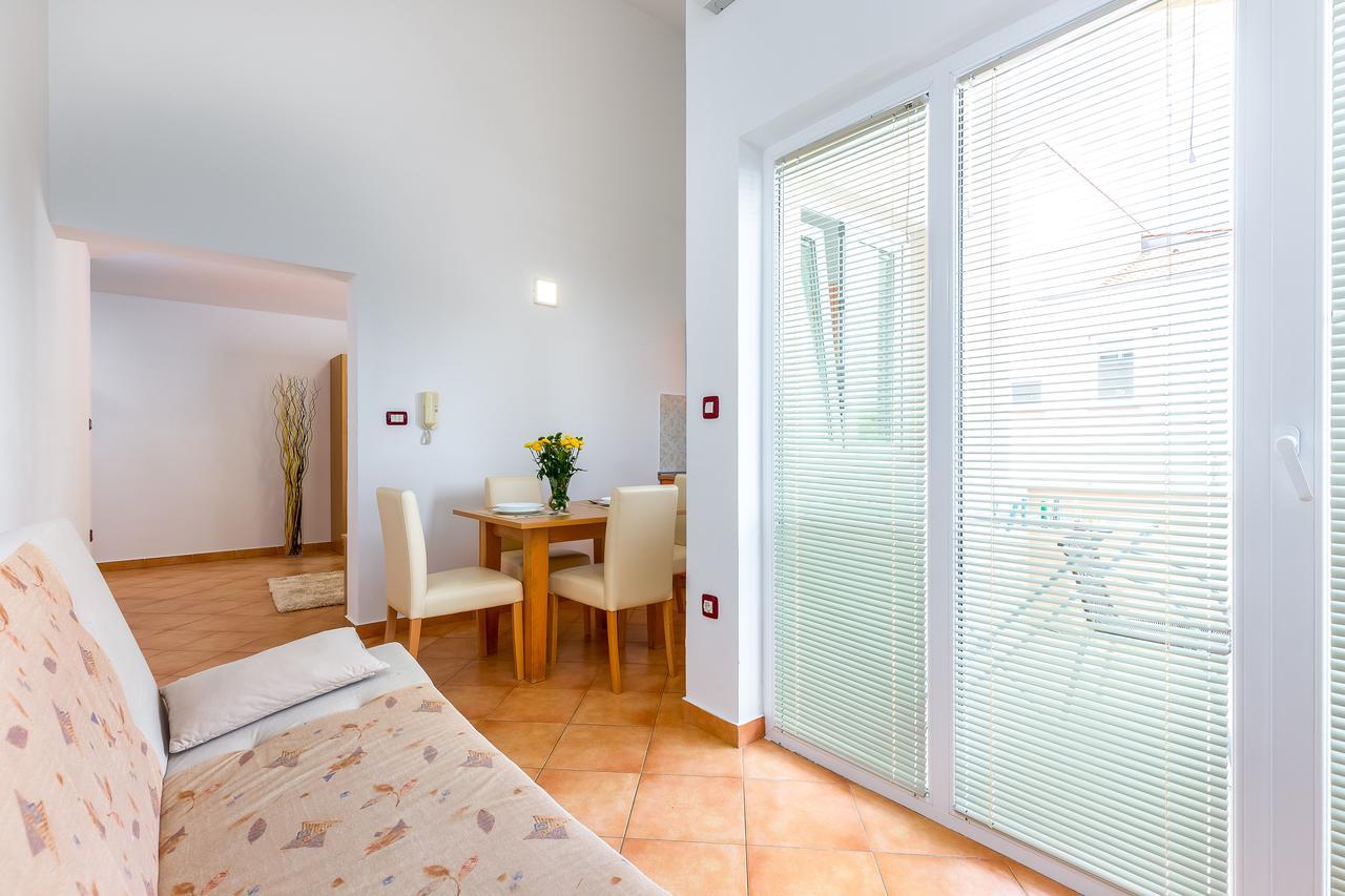 Apartments Nada Rovinj Exterior photo